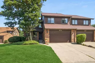 27 Creekside Cir, Elgin, IL 60123 - Photo 1