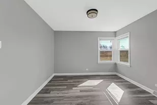 17015 Annetta Ave, Hazel Crest, IL 60429 - Photo 17
