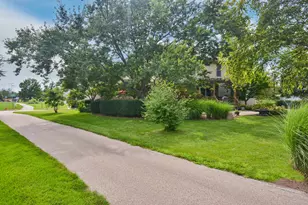 1900 Foxwood Cc Run, Normal, IL 61761 - Photo 7