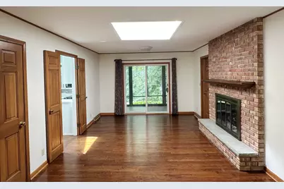 7409 Chesterfield Road, Crystal Lake, IL 60012 - Photo 5