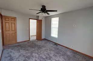 889 Symphony Dr, Aurora, IL 60504 - Photo 7