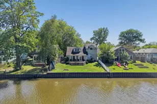 42515 N Forest Ln, Antioch, IL 60002 - Photo 9