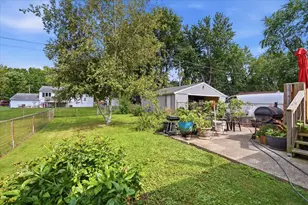 1225 Rutledge Rd, Bloomington, IL 61704 - Photo 15