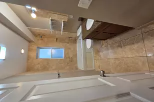 6503 N Mozart St, Chicago, IL 60645 - Photo 5