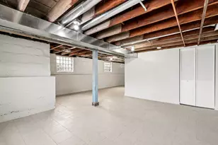11945 S Yale Ave, Chicago, IL 60628 - Photo 13