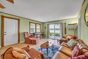 28422 W Park Ave, Wauconda, IL 60084 - Photo 5