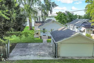 28422 W Park Ave, Wauconda, IL 60084 - Photo 37
