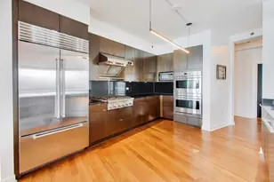 1211 S Prairie Ave, Chicago, IL 60605 - Photo 9