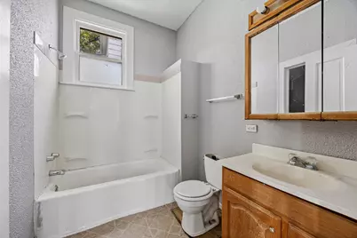 507 E 158th Street, South Holland, IL 60473 - Photo 11