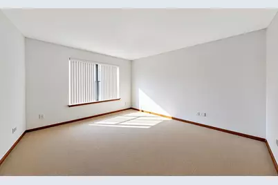7016 S Stratton Lane, Gurnee, IL 60031 - Photo 11