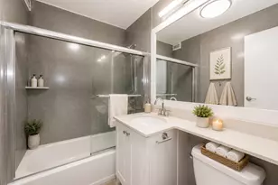 400 E Randolph St, Chicago, IL 60601 - Photo 13