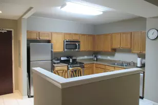 125 Lakeview Dr, Bloomingdale, IL 60108 - Photo 7