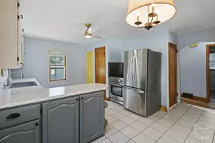 312 S Blaine Ave, Bradley, IL 60915 - Photo 7