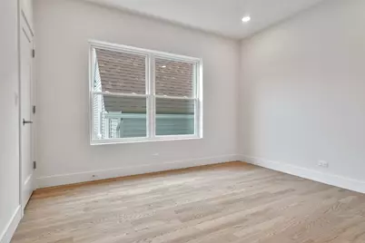 4938 W Medill Avenue, Chicago, IL 60639 - Photo 21