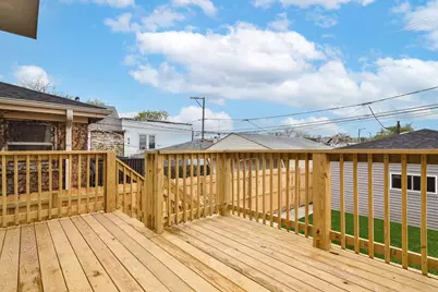 4938 W Medill Avenue, Chicago, IL 60639 - Photo 19
