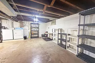 720 W American St, Freeport, IL 61032 - Photo 11