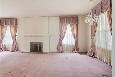 104 Fairview Avenue, Bloomington, IL 61701 - Photo 9