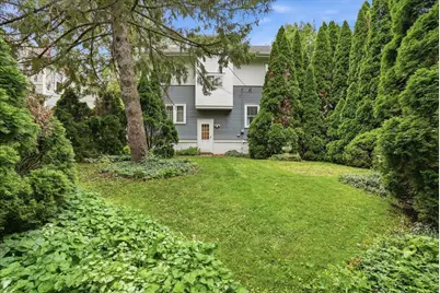 104 Fairview Avenue, Bloomington, IL 61701 - Photo 29
