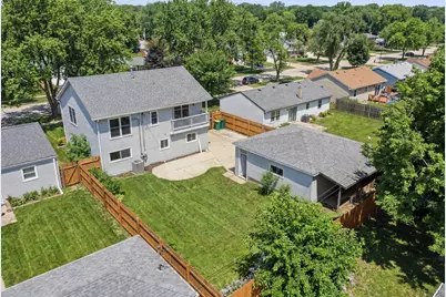 163 W Manchester Drive, Wheeling, IL 60090 - Photo 23