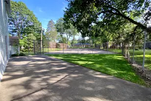 809 McClaran Ave, Aurora, IL 60506 - Photo 21