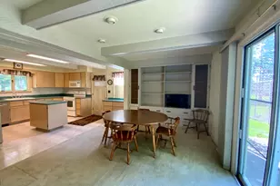 809 McClaran Ave, Aurora, IL 60506 - Photo 5