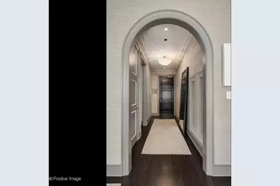 118 E Erie Street #21B, Chicago, IL 60611 - Photo 9