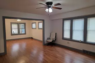 614 N Butrick St, Waukegan, IL 60085 - Photo 7