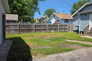 614 N Butrick St, Waukegan, IL 60085 - Photo 31