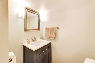 1884 Penfold Pl, Northbrook, IL 60062 - Photo 21