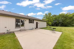 12475 Fox Rd, Yorkville, IL 60560 - Photo 25