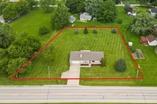 12475 Fox Rd, Yorkville, IL 60560 - Photo 3