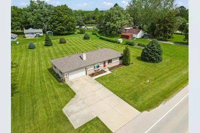 12475 Fox Road, Yorkville, IL 60560 - Photo 1