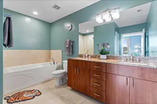 1825 N Winnebago Ave, Chicago, IL 60647 - Photo 17