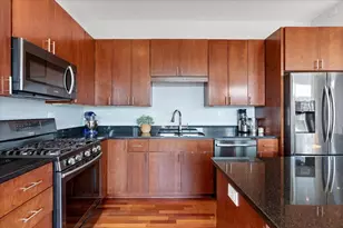 1825 N Winnebago Ave, Chicago, IL 60647 - Photo 13