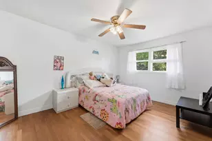 10706 S Neenah Ave, Worth, IL 60482 - Photo 15