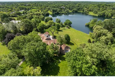 419 Caesar Drive, Barrington Hills, IL 60010 - Photo 1