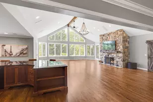 419 Caesar Dr, Barrington Hills, IL 60010 - Photo 9
