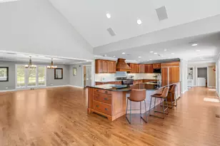 419 Caesar Dr, Barrington Hills, IL 60010 - Photo 13