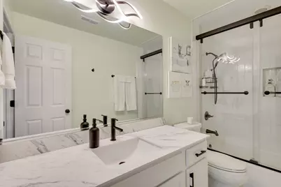 14547 Club Circle Drive, Oak Forest, IL 60452 - Photo 9