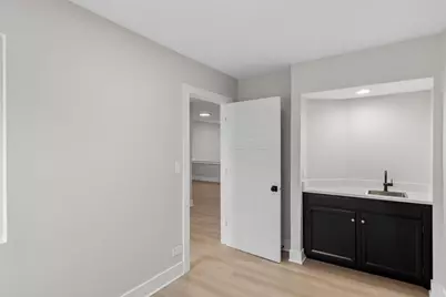 3082 Antelope Springs Road, Northbrook, IL 60062 - Photo 7