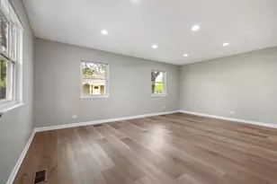 818 Dunbar Ct, Schaumburg, IL 60194 - Photo 3