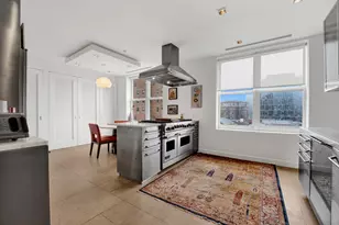 55 W Delaware Pl, Chicago, IL 60610 - Photo 9