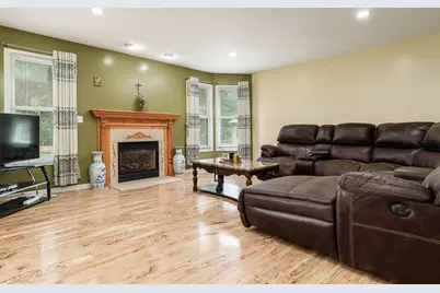 6481 Palo Verde Drive, Rockford, IL 61114 - Photo 9