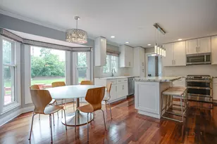 106 Surrey Ln, Lincolnshire, IL 60045 - Photo 7