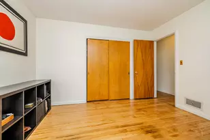 7535 Kenton Ave, Skokie, IL 60076 - Photo 17