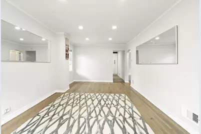 5701 S Mobile Avenue, Chicago, IL 60638 - Photo 3