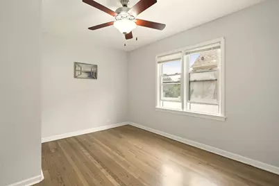 5701 S Mobile Avenue, Chicago, IL 60638 - Photo 9