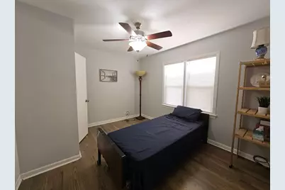 5701 S Mobile Avenue, Chicago, IL 60638 - Photo 11