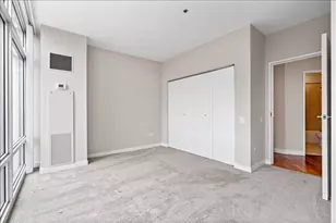510 W Erie St, Chicago, IL 60654 - Photo 19
