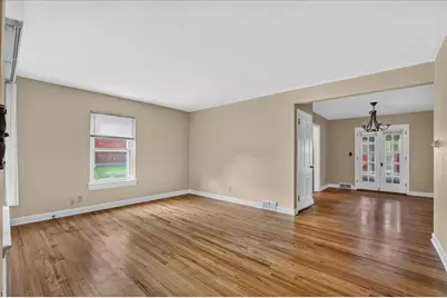 911 21st Street, Rockford, IL 61108 - Photo 7